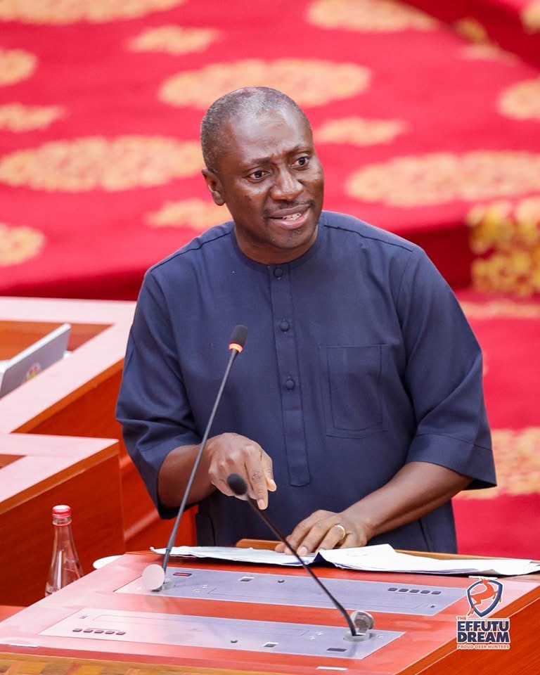 Minority Accuses Government of Using Galamsey Gold to Prop Up Cedi