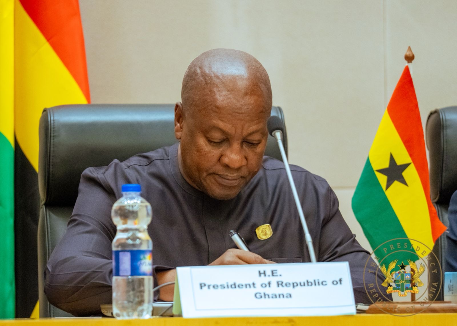 Mahama to Present Historic Resolution on Slave Trade to UN in March