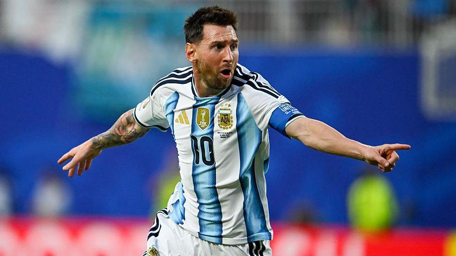 Messi and Mbappé Close In on World Cup Scoring History as Record Race Intensifies