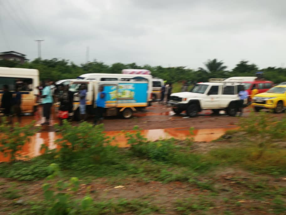 Floodwaters Cut Off Winneba–Cape Coast Highway, Leaving Hundreds Stranded
